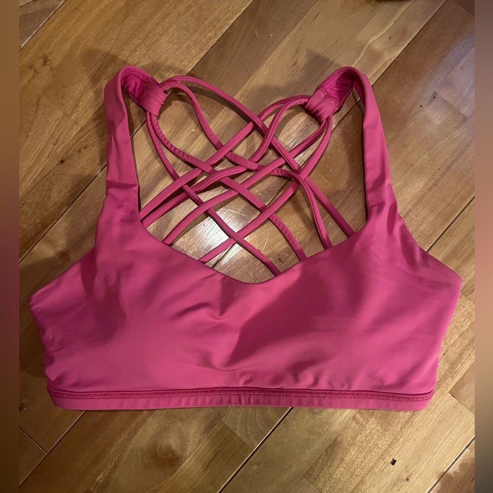Sonic Pink Lululemon Free to Be Sports Bra